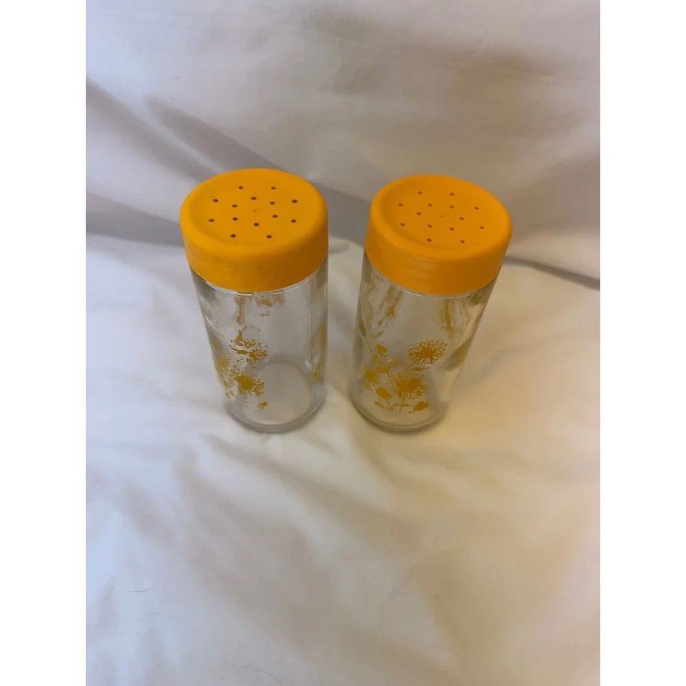 N/A vintage glass